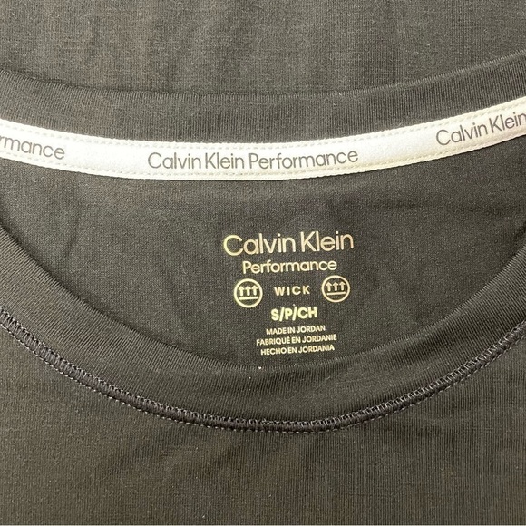 NWT Calvin Klein Performance moisture wicking Tank - Picture 3 of 3